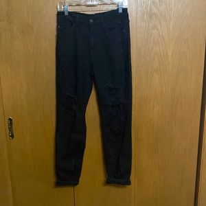 Never worn Judy Blue destroyed boyfriend jeans